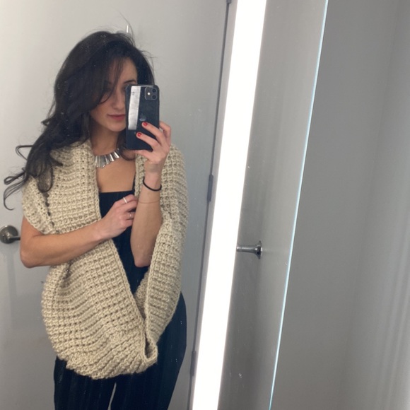 GAP soft chunky scarf - Picture 9 of 9